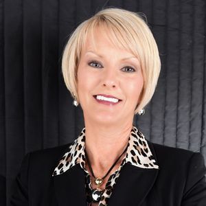 Meet your Posher, Sherry